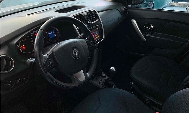 Renault Sandero 2016...