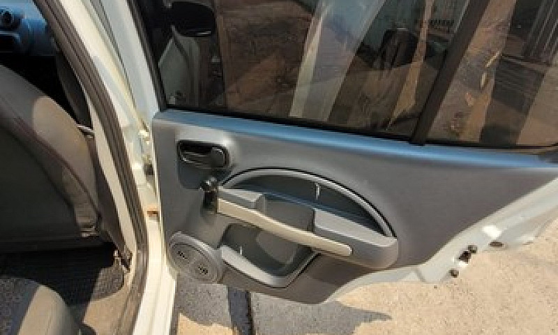 Carro Uno Vivace ...