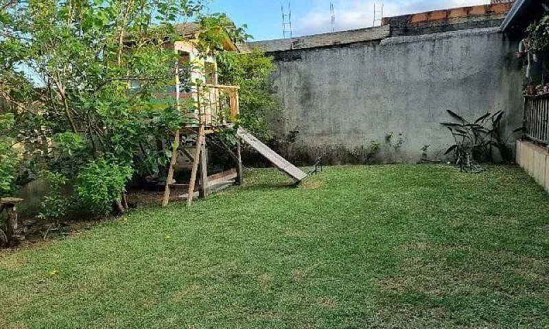 Casa 3 Quartos...