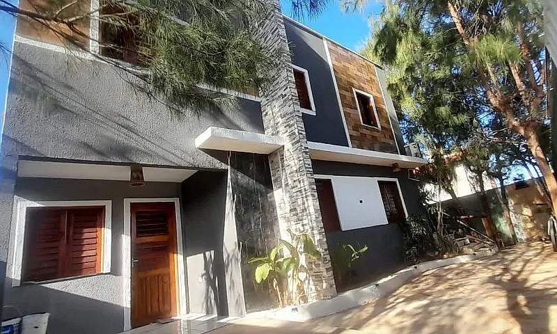 Casa Com 2 Apartamen...