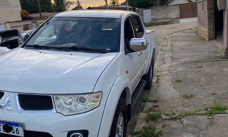 Mitsubishi L200 Trit...