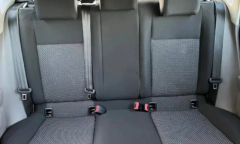 Volkswagen Polo 1.6 ...