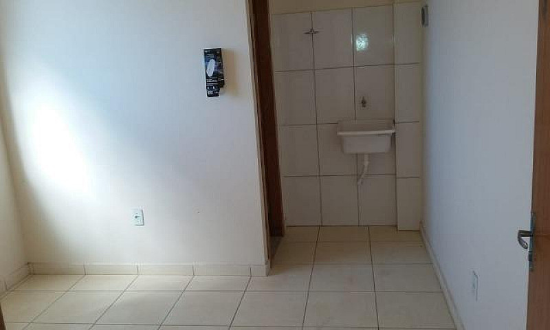 Excelente Quarto, Co...