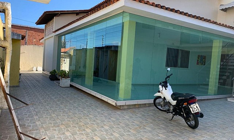 Casa Nova Recém Refo...