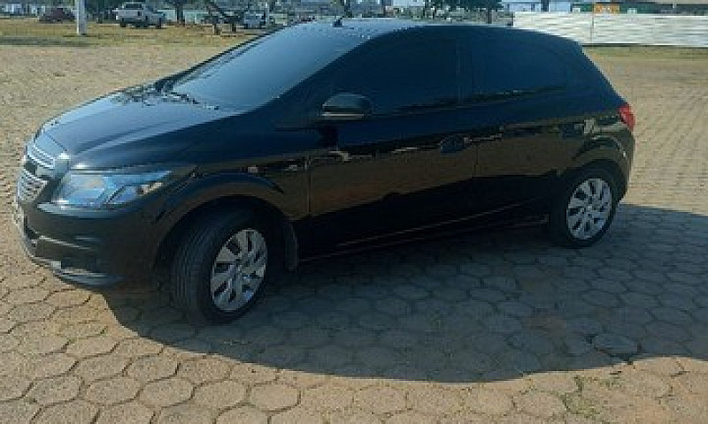 Onix Lt 1.4 2015...