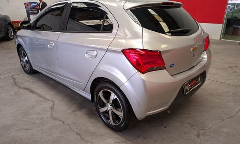 Onix 1.4 Ltz Automat...