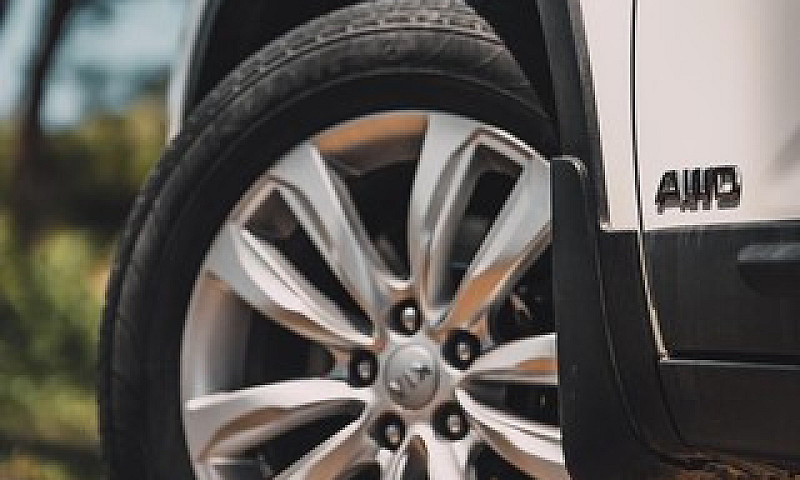 Kia Sorento V6...