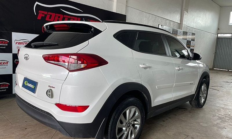 Hyundai Tucson Gls 1...