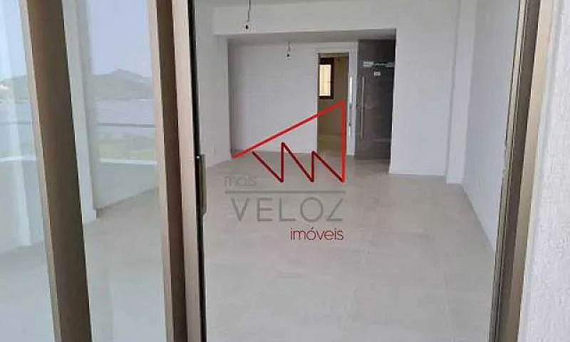 Apartamento-À Venda-...