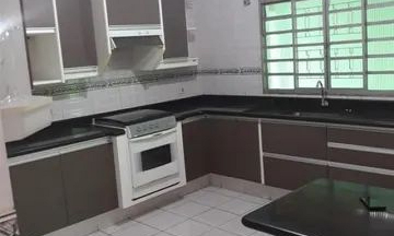 Casa Para Venda Em L...