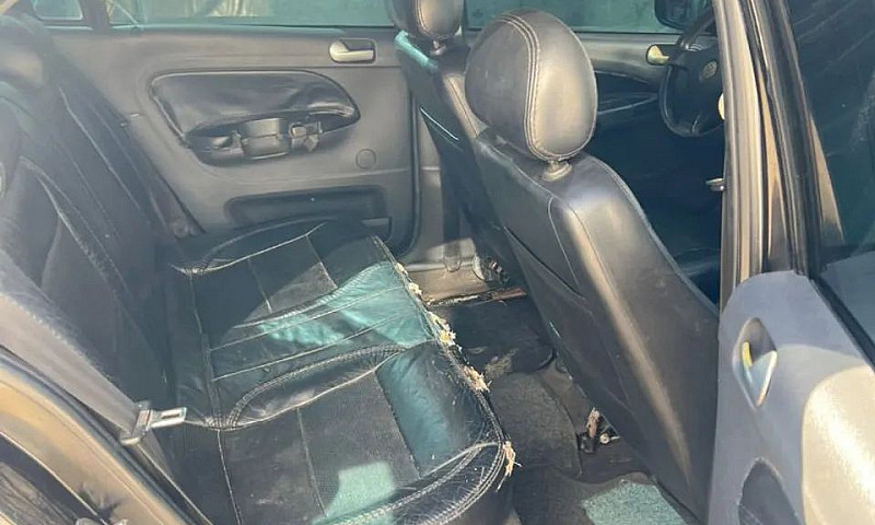 Volkswagen Voyage 1....