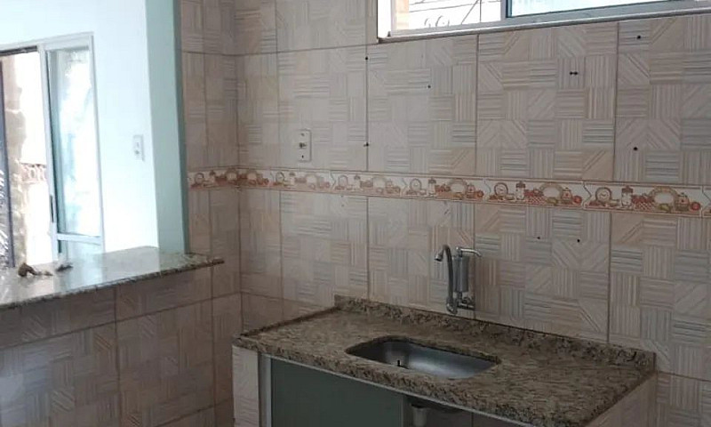 Alugo Casa No Bomfim...