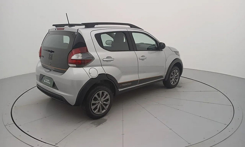 Fiat Mobi Trekking 1...