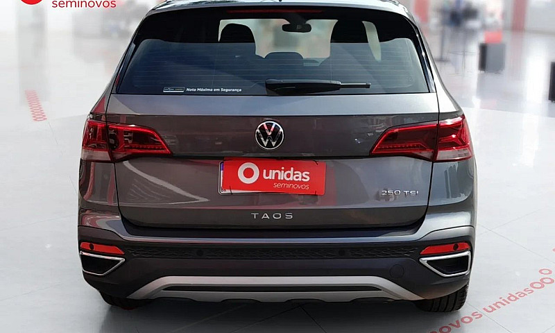 Volkswagen Taos High...