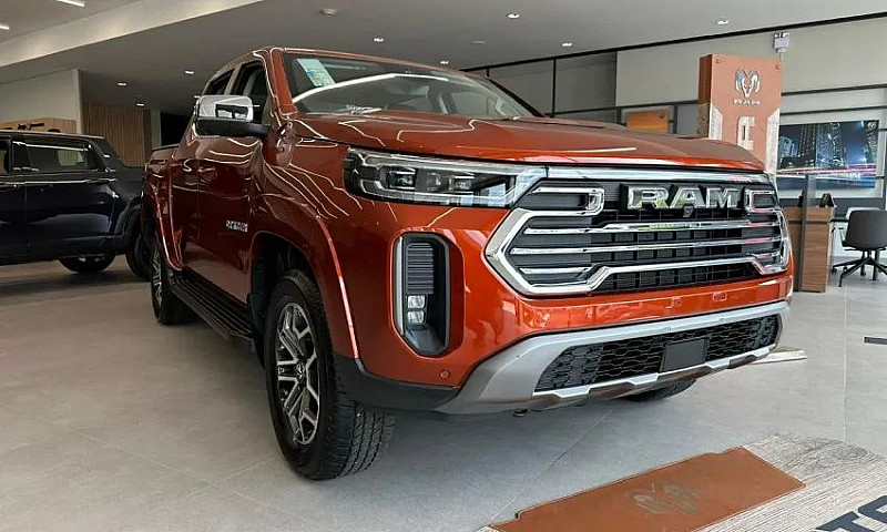 Ram Dakota Laramie 2...