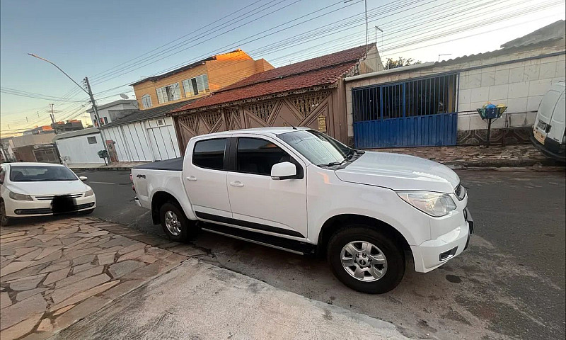 Chevrolet S10 Pick-U...
