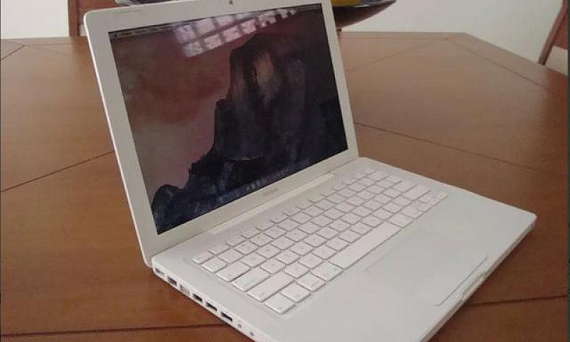 Macbook Apple White ...
