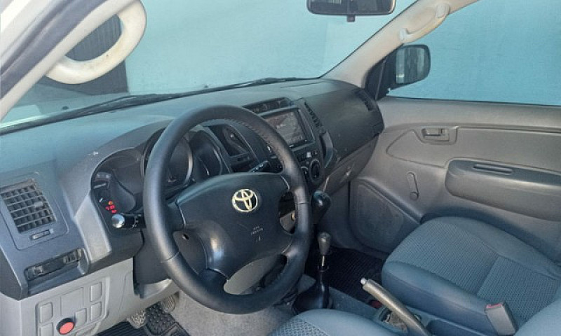 Hilux 4X4 Diesel 200...