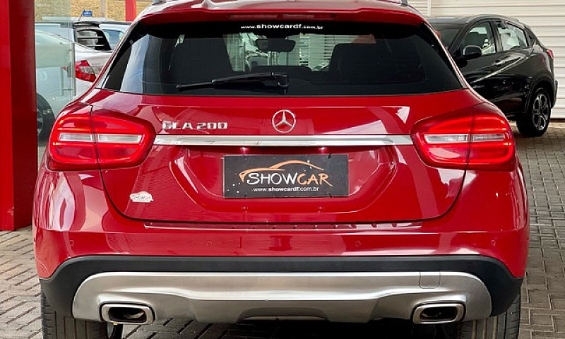Mercedes-Benz Gla200...