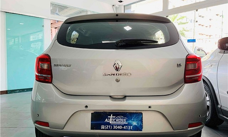 Renault Sandero 2016...