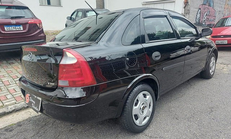 Chevrolet Corsa Seda...