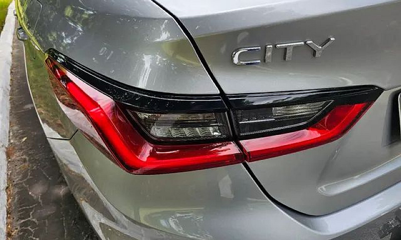 New City Sedan 1.5 E...