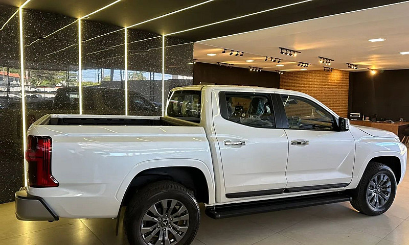 Mitsubishi Triton Hp...