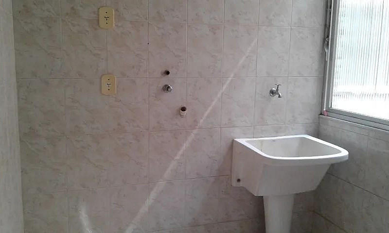 Alugo Penha...