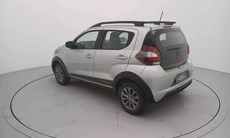 Fiat Mobi Trekking 1...