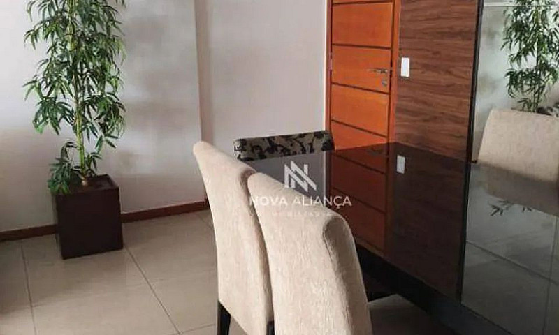 Apartamento Com 3 Qu...