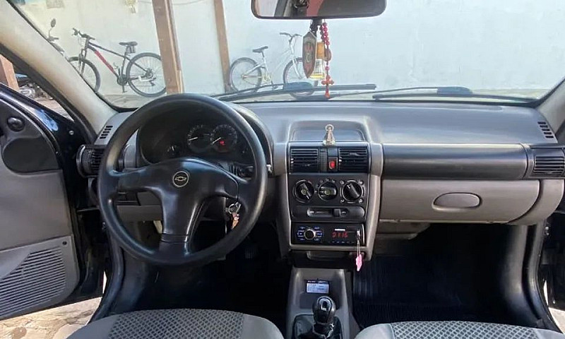 Chevrolet Corsa Sed ...