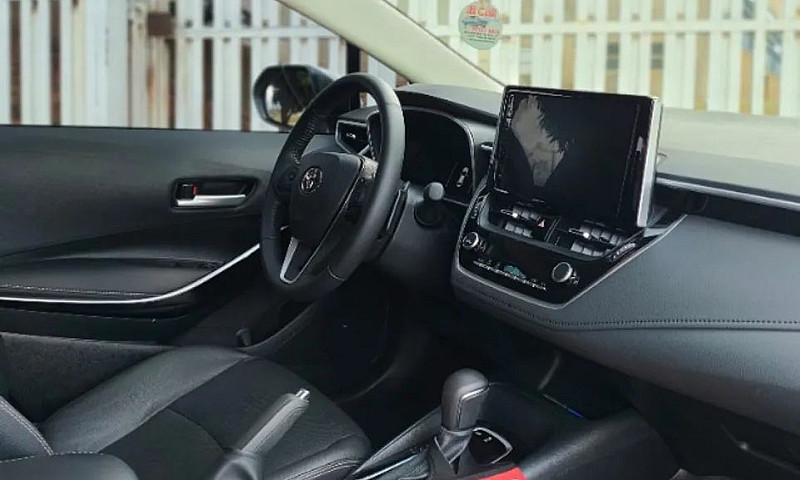 Toyota Corolla Altis...