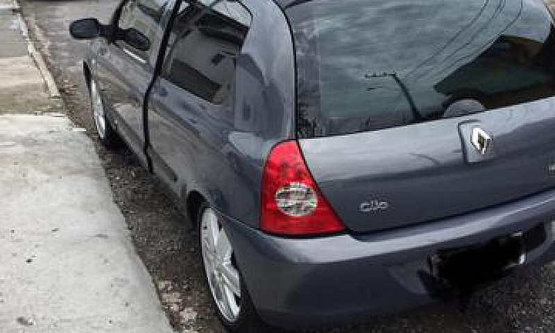 Vendo Clio...