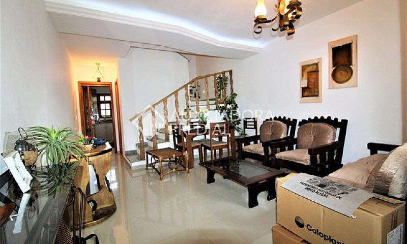 Casa À Venda Com 2 D...