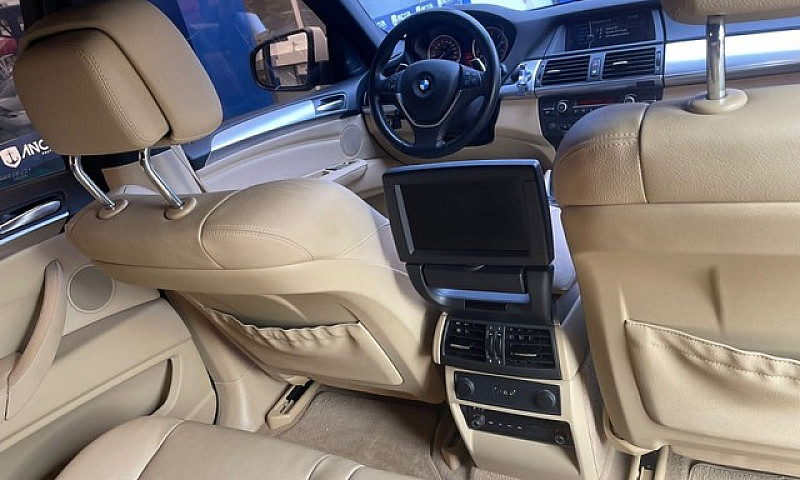 Bmw X6...