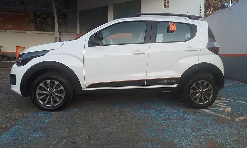 Fiat Mobi Trekking 1...