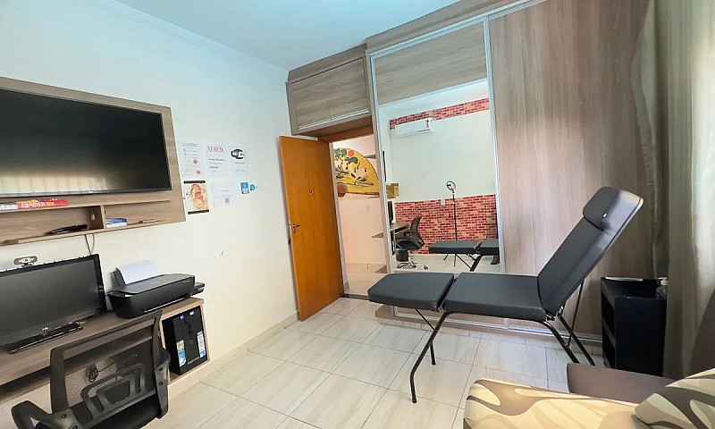 Casa Com 3 Quartos C...