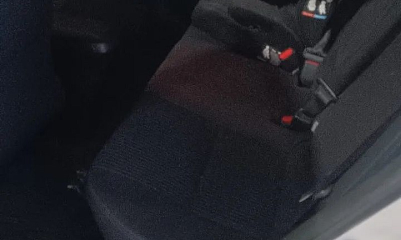 Toyota Yaris Xl Plus...