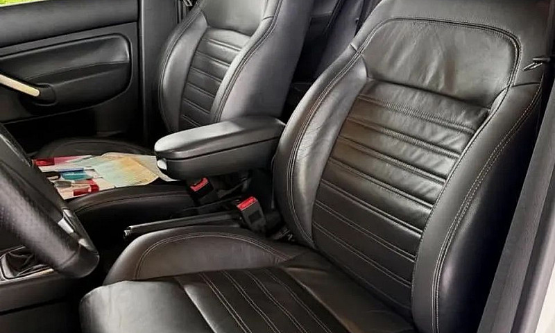Volkswagen Golf Spor...