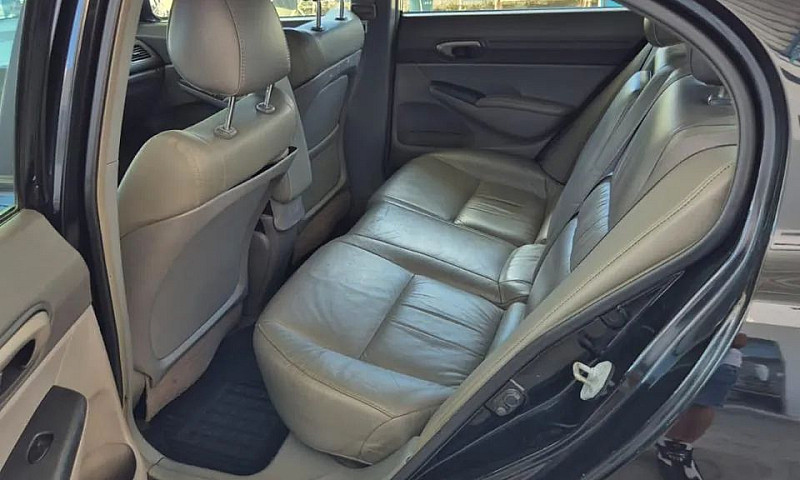Honda Civic Sedan Lx...