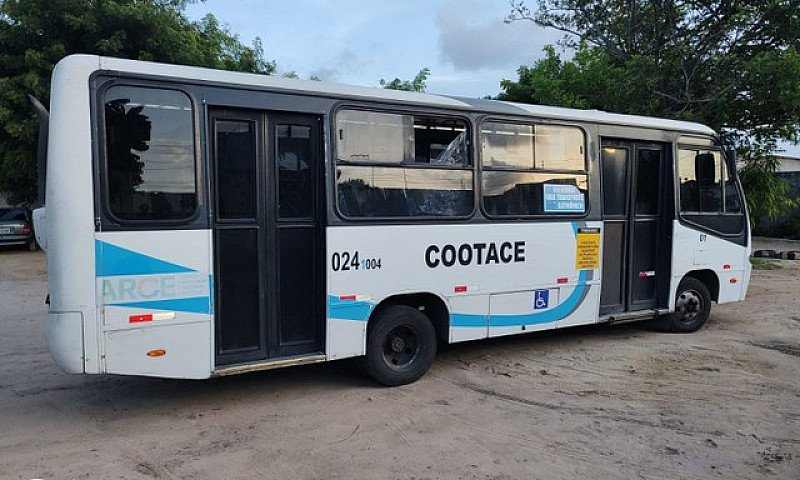 Micro Ônibus Ano 201...