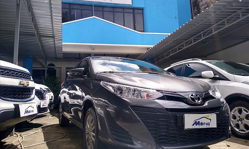 Toyota Yaris 1.5 16V...