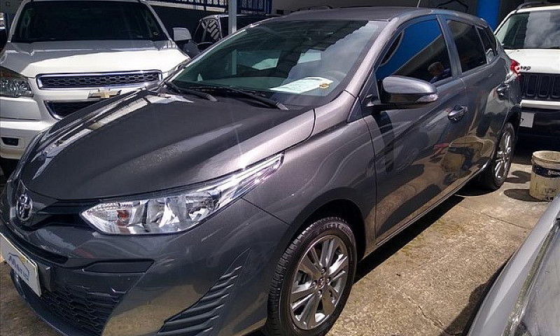 Toyota Yaris 1.5 16V...