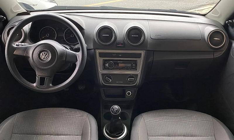 Volkswagen Saveiro 1...