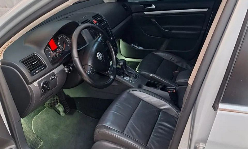Volkswagen Jetta 2.5...