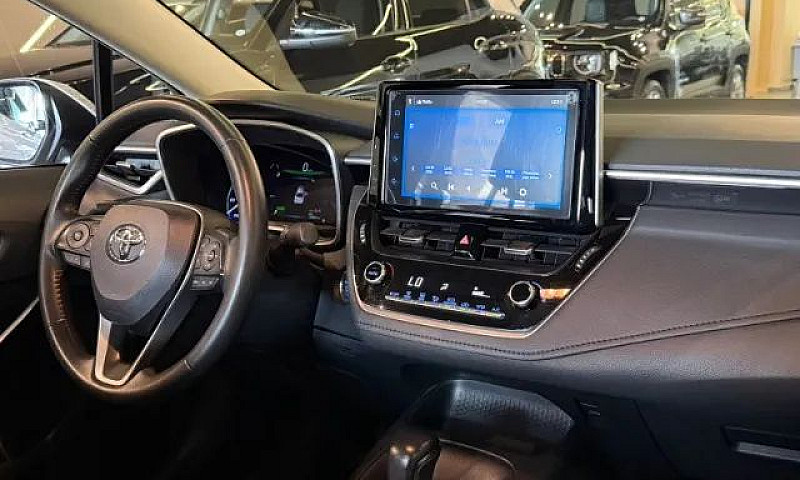 Toyota Corolla Altis...