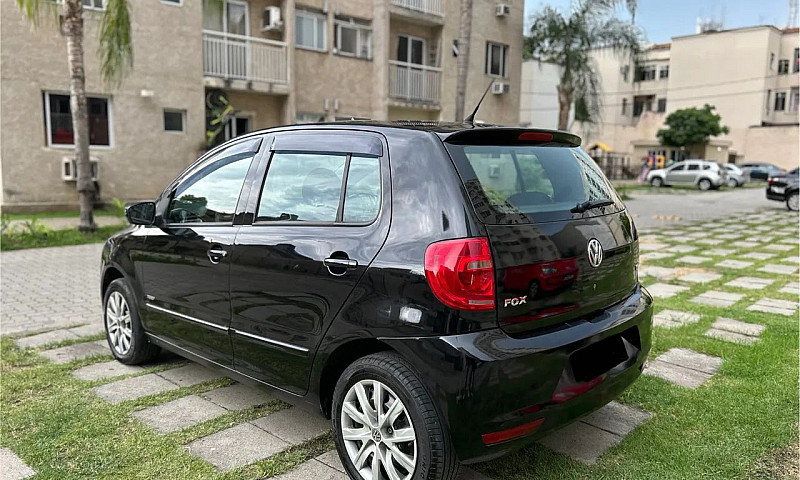 Volkswagen Fox 1.6 M...