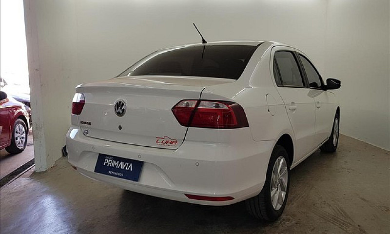 Volkswagen Voyage 1....