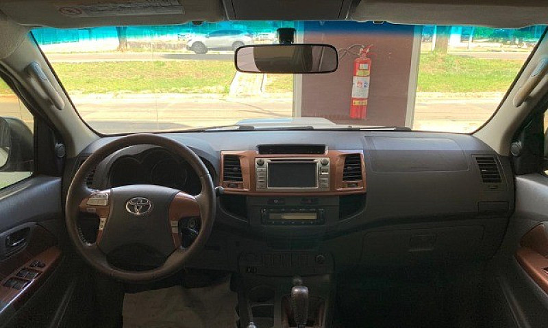 Hilux...