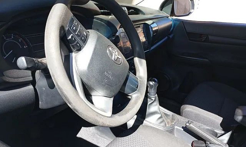 Hilux Cd 2020 4X4 R$...